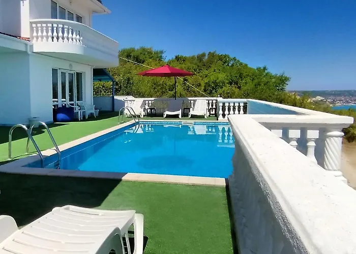 Luxury Italiana With Largepanoramicseaview And Private Pool بالشيك